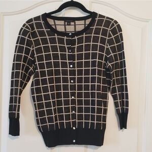 Ann Taylor Cardigan Size Small